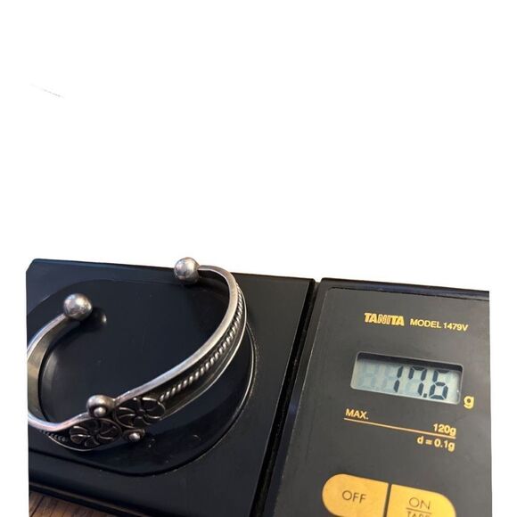 Vintage Rare Talleres De Los Ballesteros TaxCo 925
Silver Cuff Bracelet - Picture 4 of 9